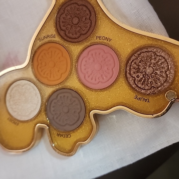 Coach x Sephora Rexy Dinosaur Bag Charm Shadow Palette New Over 5" Tall - Picture 6 of 8